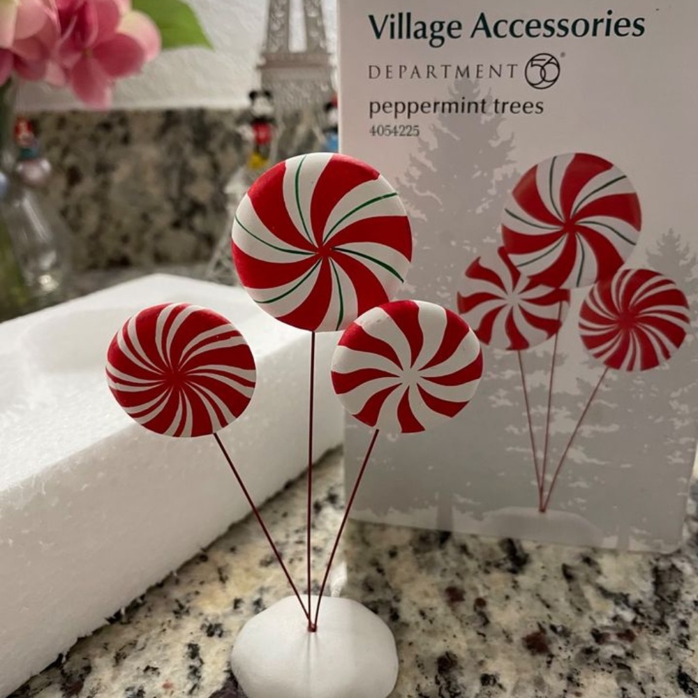Dept 56 Village Accessories